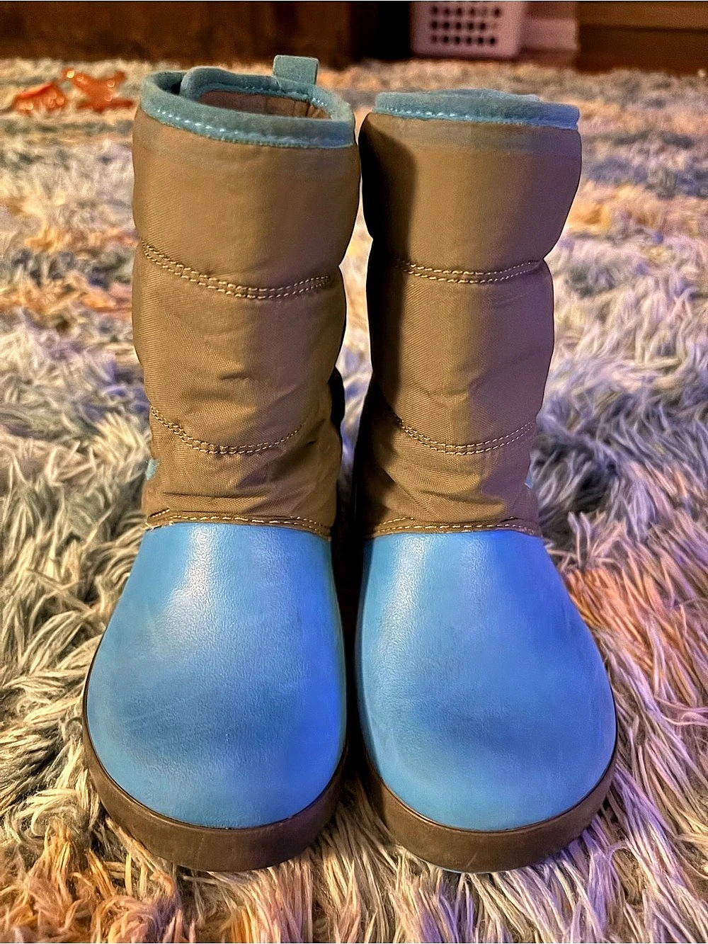 Crocs 206460 Girls C9 Blue Winter Boots
